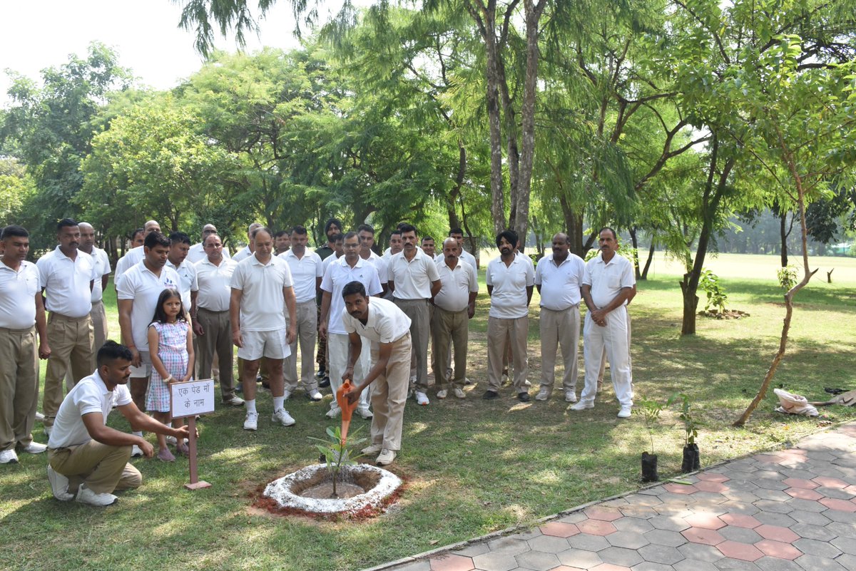 51Crpf's tweet photo. Under the able guidance of CO Sh. Vikram Singh, 51BN @crpfindia marked #GandhiJayanti &amp; #SwachhBharatDiwas with the #EkPedMaaKeNaam plantation drive &amp; Prabhat Pheri 🌱🇮🇳.
@ignwscrpf
#SwachhataHiSeva #SHS2026 #2ndOctober
@SwachhBharatGov @SwachhBharat @MoHUA_India @MoJSDDWS https://t.co/YnBwRVc3Hg