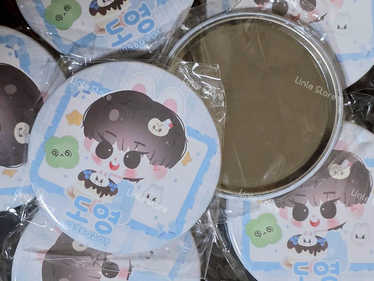 Linle_Store's tweet photo. ✨รับทำ กระจก
✅ เจอแตกเปลี่ยนกระจกให้

♡ ขนาด 7 cm.
♡ มีซองใส่แยกชิ้น
♡ รับมัดจำ
♡ ส่งฟรี

✧.* ꒰ ดูสินค้าอื่น : #หลินเล่อรับทำ  ꒱•₊˚
#รับทำของแจก #ทำของแจก #รับทำกระจก #กระจก #กระจกพลาสติก #Giveaways #รับทําgiveaway https://t.co/iRqarh0OHH