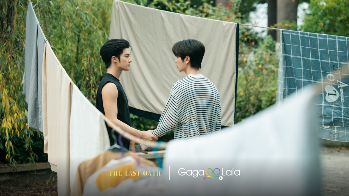 gagaoolala's tweet photo. 📢 𝑷𝑹𝑬𝑴𝑰𝑬𝑹𝑬
🌈 Title: #TheLastOathEP16andEP17🤞

Ah-Leh looking so desperate to get his boyfriend back but Lin Zai is not budging?? Zombie apocalypse c-gays, wyd fr

Watch here▶️ https://t.co/6FMPhEZPhR  
⏰ 8PM GMT+8

🌎 Worldwide (except 🇯🇵🇰🇷)

#末誓 https://t.co/IZ8p5E1GWp