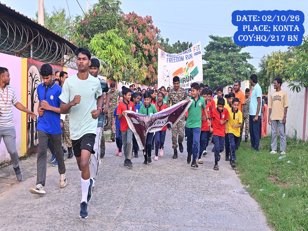 217Bn's tweet photo. A Marathon Run organized in collaboration with  students of DAV School,konta.
“Ek Ped Maa Ke Naam” initiative, a tree plantation drive was conducted at the 217 BN HQ  an Personnel and participants actively took part in the plantation drive promoting environmental conservation. https://t.co/ZeJU7nfRbW