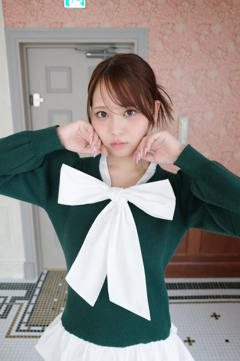 hana_oba's tweet photo. REDYAZEL
"REDYAZELmeetsHANA OBA vol.2"
WEBカタログが公開されました📃🍂🤎

全部可愛いお洋服で
お気に入りがたくさんです🧸♩

みんなの好きなのどれかな？？
▶︎ https://t.co/UIRbf62DTh

@RedyAzel https://t.co/50PewtihTV