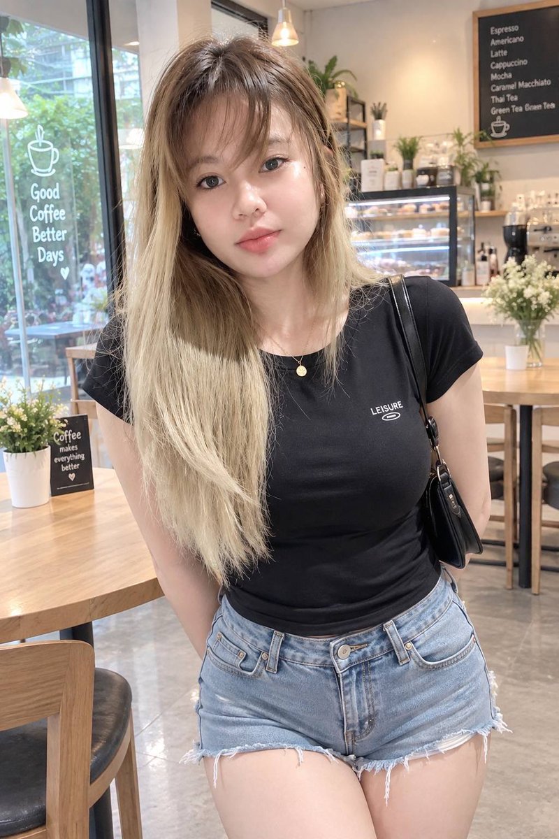 LissaVioreq6's tweet photo. 9/4ตอนแรกก็ไม่เชื่อ จนกระทั่งลองใช้เอง... ไอเทมลับที่บิวตี้บล็อกเกอร์เกาหลีโหวตให้เป็นอันดับ 1!“😜😜ครีมกันแดดเนื้อซูเฟล่ บางเบา คุมมันนาน🪷🪷
📍เจอจ่ายจบ
📍นวดผ่อนคลาย 1000/1💘 🆔 bam1129
#รับงานศรีราชา #นวดศรีราชา https://t.co/iKfJVev85E