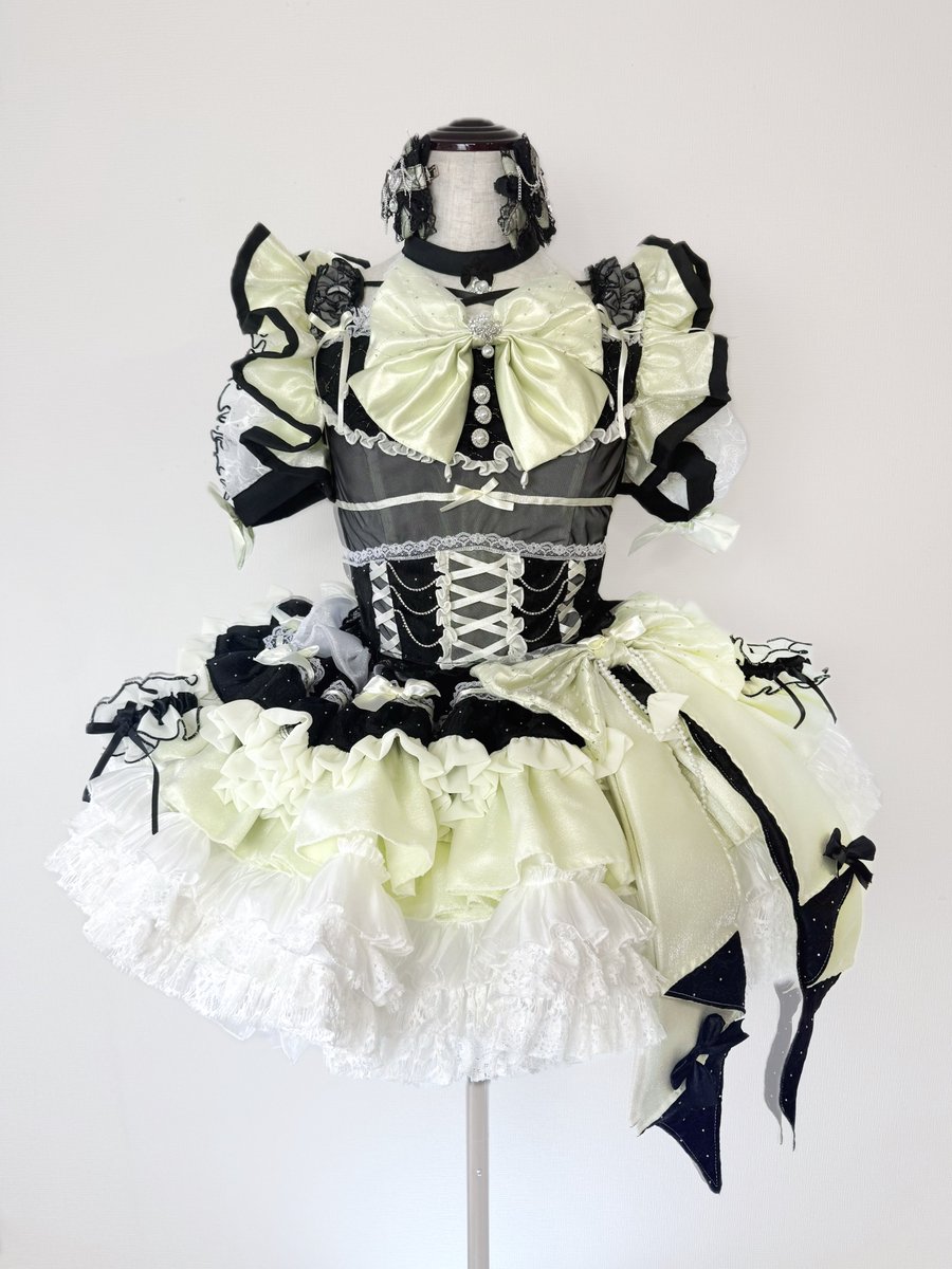 primadoll_cos's tweet photo. ⌢⌢⌢⌢⌢⌢⌢⌢⌢⌢⌢⌢⌢
﹉﹉﹉﹉﹉੭୧﹉﹉﹉﹉﹉﹉
Pixel Ribbon ちゃんの衣装をお仕立てさせていただきました🖤ᩚ⟡.·
クラシカルな黒とメンカラ衣装です♡𓈒𓏸︎︎︎︎
他衣装写真treeへ˖ ࣪⊹ ִֶָ 
﹍﹍﹍﹍﹍﹍﹍﹍﹍﹍﹍﹍
⌣⌣⌣⌣⌣⌣⌣⌣⌣⌣⌣⌣⌣⌣
 #プリマドール衣装 https://t.co/ao5HVzZGFr