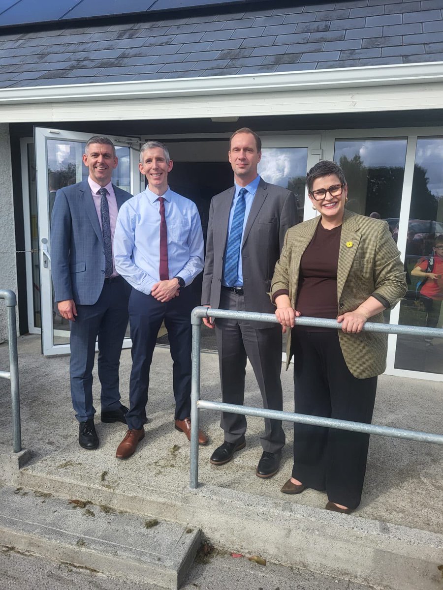 CodeWeekEU's tweet photo. At Curraghboy National School in Co. Roscommon, pupils are showing how creativity, digital learning and student voice can connect a rural Irish classroom with communities across Europe.

https://t.co/DH6sjQRLA6

#EUCodeWeek #CodeWeek2026 #DigitalSkills #Ireland #Roscommon https://t.co/QSG7jQ8ZbO
