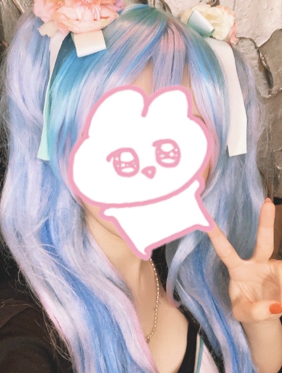 riririririri030's tweet photo. 昨日もありがとうございました！！
今日もいます！ゆあちゃんいるので今日はパーティーですね🎉
よろしくお願いします🙌 https://t.co/Hz4yzsJPCe