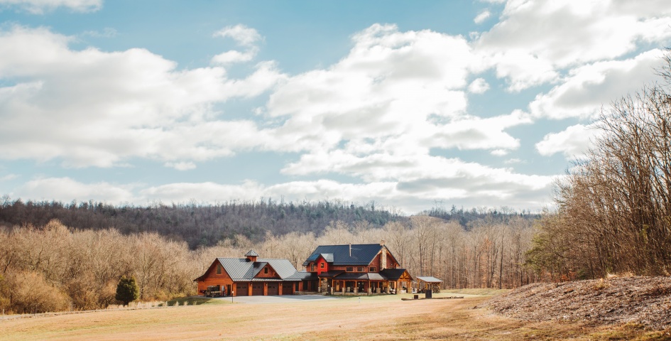 SIPAtweets's tweet photo. The estates built by #MasterSIPBuilder PanelWrights LLC are a masterpiece. These homes are energy-efficient, install quickly and creatively designed! Find a build that inspires your upcoming build today.

#SIPsbuild #SwitchtoSIPs #panelizedConstruction
https://t.co/yNzZnauy4z https://t.co/paftnb2DTP