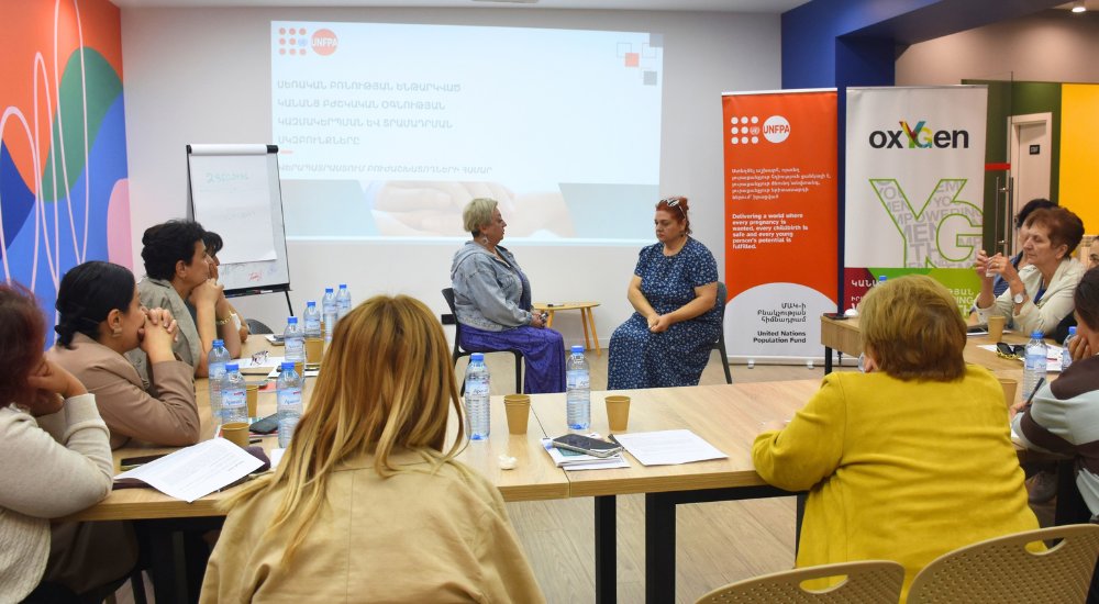 UNFPAArmenia's tweet photo. 🩺 Safe, confidential &amp; dignified care is vital for sexual violence survivors. 31 healthcare workers from the Kotayk region are now able to provide trauma-informed, survivor-centered clinical support thanks to #UNFPAArmenia &amp; #OxYGen training. 
See more: https://t.co/l4310QGDHf https://t.co/zwfwrou2fW