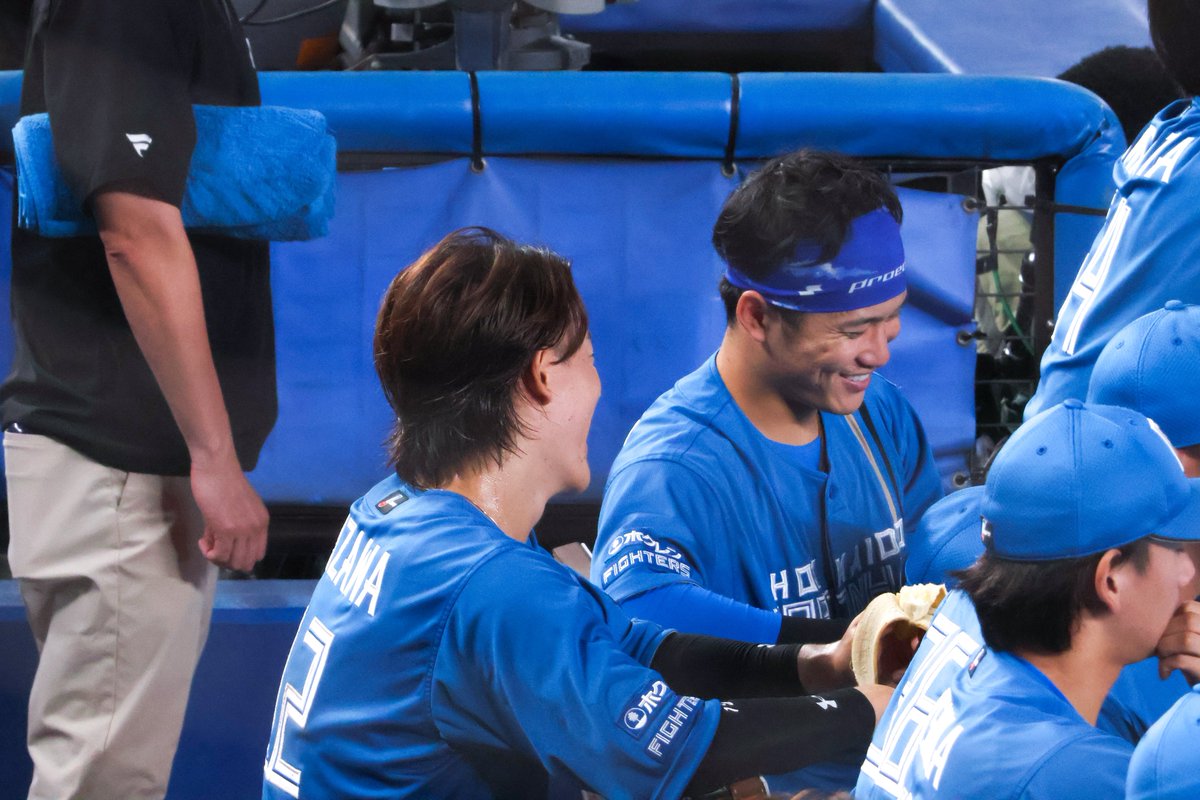 2OOOblueee's tweet photo. ［261001］ZOZOマリンスタジアム
同期やざならの雰囲気ﾀﾞｲｽｷ(  ＞𐋣＜  )❣️
#lovefighters #矢澤宏太 #奈良間大己 https://t.co/h1oll73Gt4