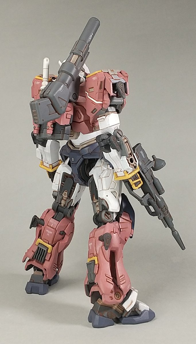 masuo_yomogi's tweet photo. 初めてのジークアクス作品は大満足の仕上がりになりました(‘∀‘)
考えたら可動もディティールもハイレベルなんですよね、このシリーズ♪
その特異なデザインから敬遠気味の方は(私ww)思いきってチャレンジしてみてはいかがでしょうか o(｀Д´*)o ｵﾚﾊ ﾏﾀﾔﾙｿﾞｰ https://t.co/kWCj3sbObk
