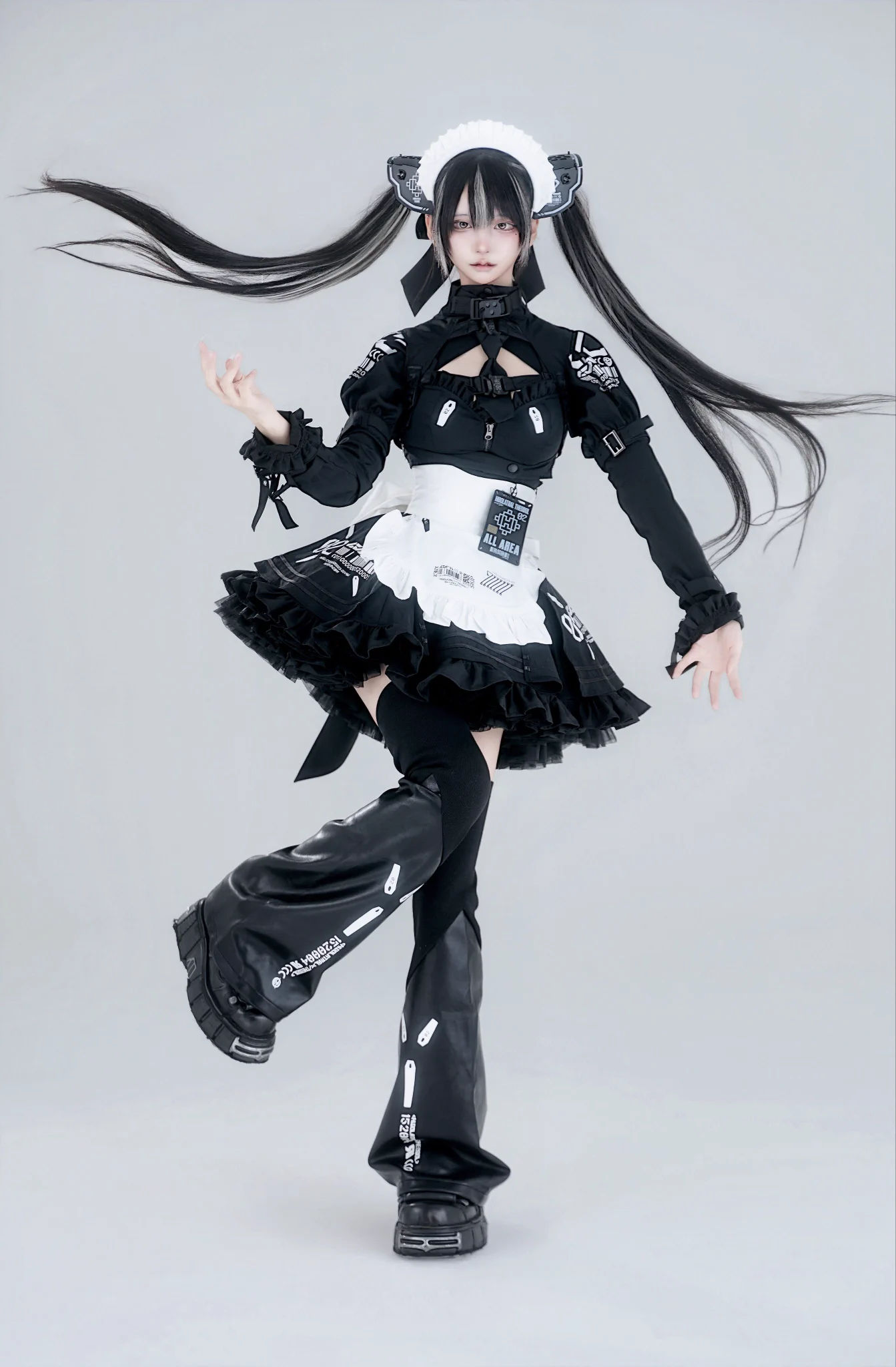 オークション限定値下げ 高嶺ヒナ メイド服 サイバー ブラック malymoon HIDOLATRAL THEODOL в X: „❤︎プロデューサー・高嶺ヒナが着こなす