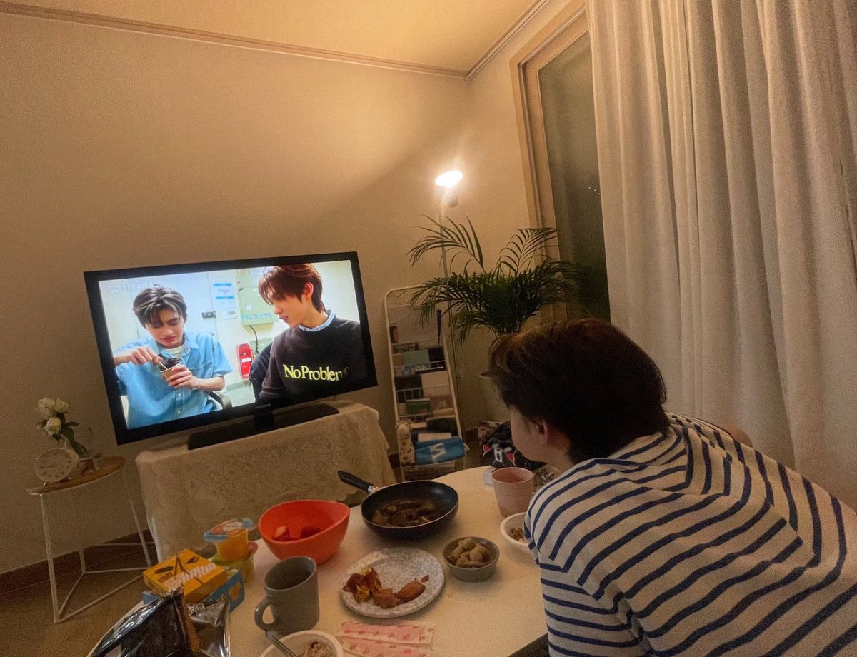 twsyunim's tweet photo. 킹갓제너럴짠누 너무감사합니다 https://t.co/1kX9NIOugz