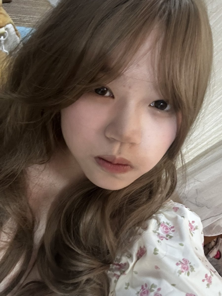 Pppozbun's tweet photo. 晚上好呀(>^ω^<) https://t.co/qeJDPN5TGc