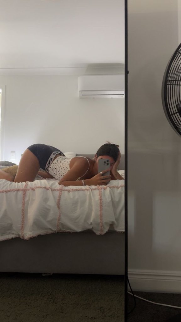 hermyblush's tweet photo. How it looks 🍑 https://t.co/V7EACiwS9o