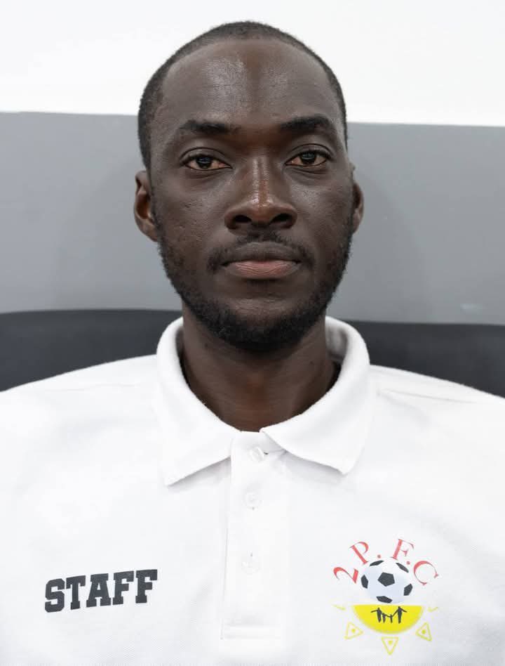 2PlateauxFc's tweet photo. 🎓⚽ FÉLICITATIONS À NOTRE COACH KOUASSI !

Le 2 Plateaux Football Club est heureux et fier d’annoncer l’admission de son entraîneur KOUASSI à son stage de formation pour l’obtention de la Licence B CAF. 👏🏾🇨🇮

🔴🟡 NOS COULEURS, NOTRE COMBAT
Fierté • Courage • Détermination https://t.co/b6ZQgzIbjK