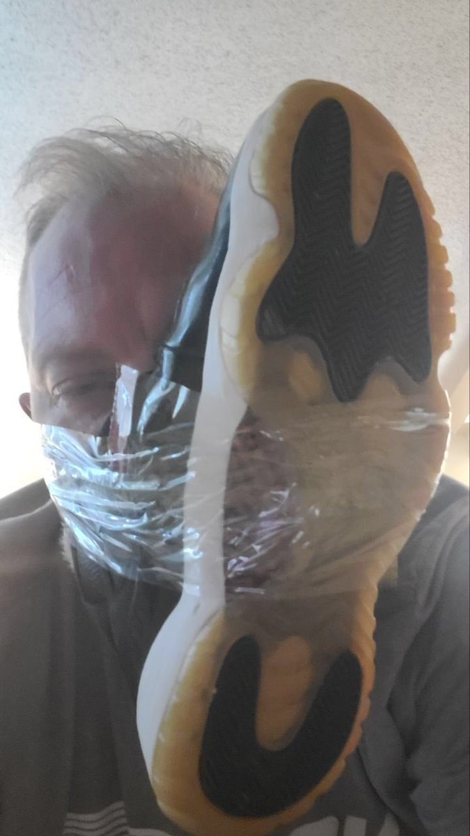 YourMaster305's tweet photo. Making  this old worthless fag sub knows he can’t resist to sniff my superior boot and how to worship me his king 💪🥵

He’s worth nothing but a worthless fag sub to me 💪🔥💪 https://t.co/aUhbqp8VH3