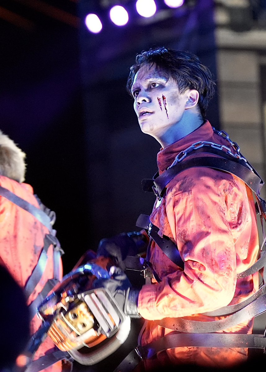 azurecomzy's tweet photo. 2026.10.2 20:20

ﾊﾛｳｨｰﾝ•ﾎﾗｰ•ﾅｲﾄ•ｱｶﾃﾞﾐｰ
～絶叫の15年～

【スリラー】

彪勢くん🧡

#usj
#hhn2026 https://t.co/xWVEIpFk95