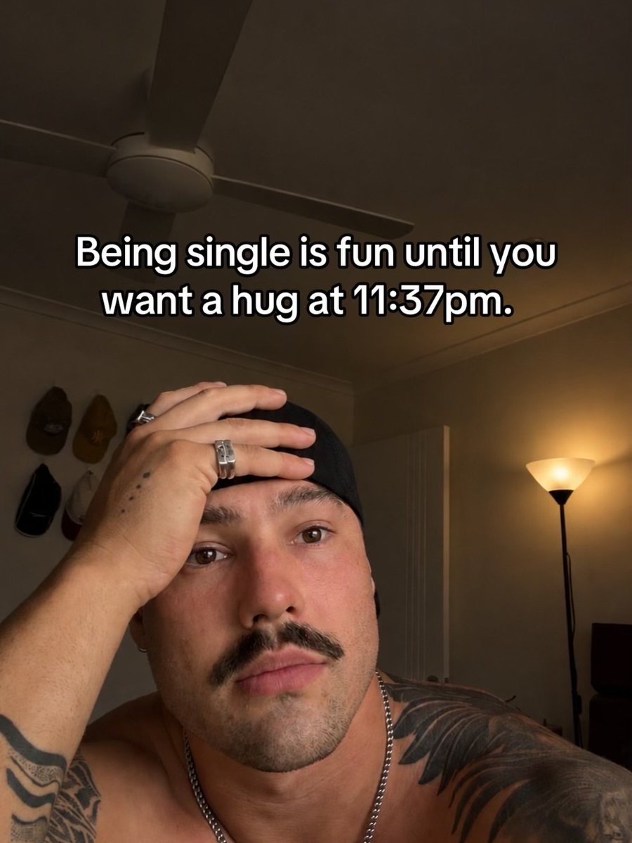 runtuhq's tweet photo. 😓😓 https://t.co/AG8AHKIG84