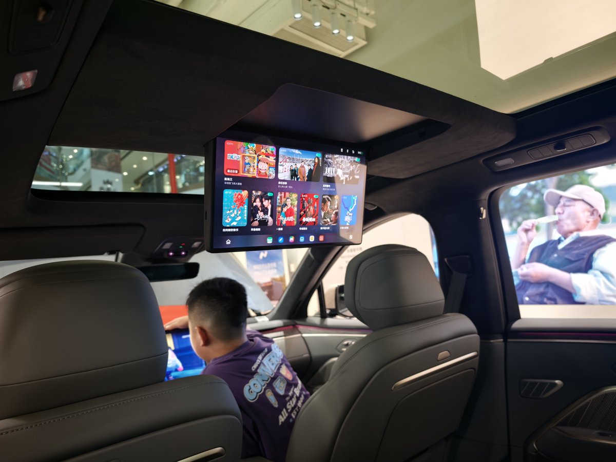 valanz_m's tweet photo. I have checked the Onvo L90 and L60. I am impressed by both, specially The L90. I think is a great car. Quality doesn't feel cheap, seats are very comfy, the frunk seat is amazing. Overall, a great product. https://t.co/Vrbpl2xhZT