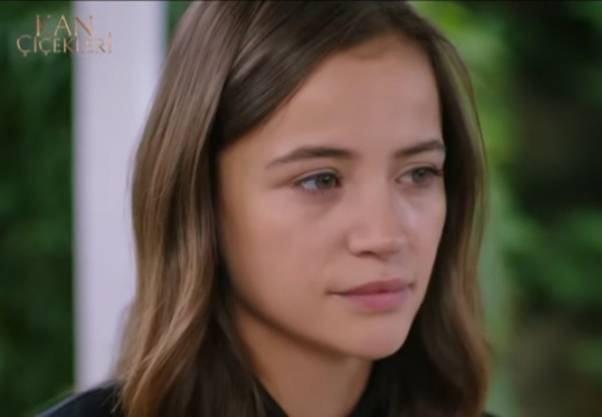 ayoya298's tweet photo. Mood 🥺 
#YağmurYüksel https://t.co/IV9ub0Sth9