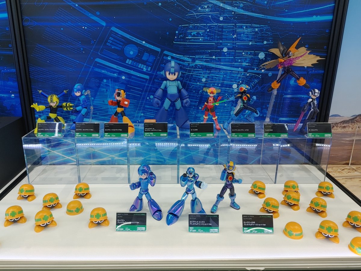 2000over_toy's tweet photo. コトブキヤのロックマンと勇者系。
ゼロの限定版は絶対に買いたい！

#コトブキヤ
#ロックマン
#全日本模型ホビーショー https://t.co/UkNoddwCSt