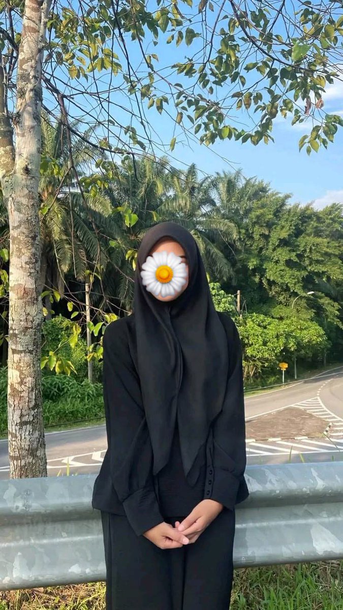 AaqilaLaaa's tweet photo. betul ke Kate dieorang gune baju kurung macamni best HAHAHA https://t.co/QMlGen8BSX