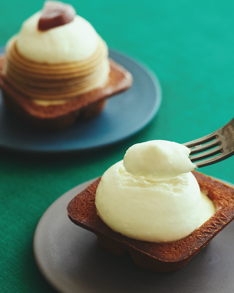 wonder_ua's tweet photo. 秋が深まってきました。
少し肌寒くなってきた季節は、お家でゆっくりカフェ時間を楽しみませんか☕️

1箱6個入りなので、ご家族とシェアしたり、自分のお気に入りの解凍時間を見つけてみたり。
秋のお家時間にCHEESE WONDERをお楽しみください。

本日も20時より販売します🐄
https://t.co/sLmFhbfL9h https://t.co/kirnrKeQlz