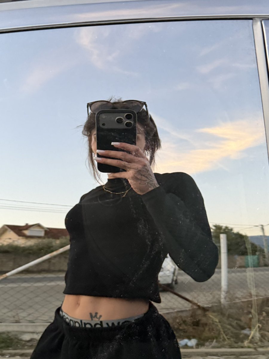 mylasparkles tweet picture