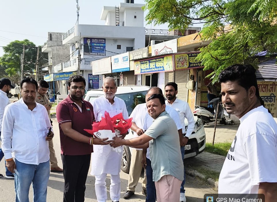 RohanMittalktl's tweet photo. 🧹स्वच्छ कैथल, स्वस्थ कैथल — सेवा का संकल्प!🚩
आज सेवा संकल्प के अंतर्गत कैथल में स्वच्छता अभियान चलाया। इस दौरान स्वच्छता के प्रति जनजागरूकता बढ़ाने और शहर को स्वच्छ एवं सुंदर बनाने का संदेश दिया।
स्वच्छता केवल अभियान नहीं, बल्कि हम सभी की सामूहिक जिम्मेदारी है @ArchanaGuptaBJP https://t.co/SodOjyiIM6
