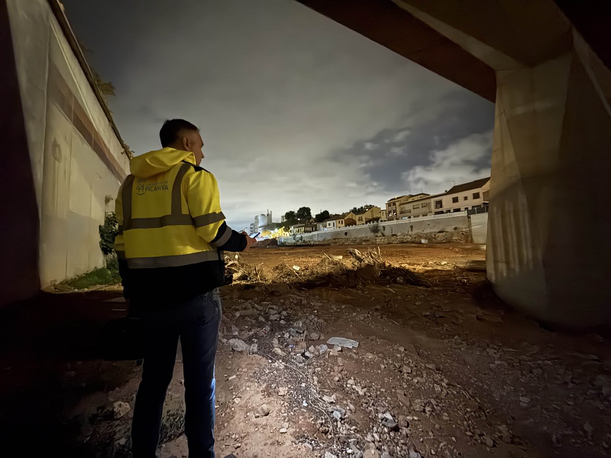 aPicanya's tweet photo. Nit sense incidents al nostre poble amb precipitacions poc significatives.
Els diferents serveis municipals han estat en alerta durant tota la nit.
Més informació:
https://t.co/cCjNEpgmZ3 https://t.co/ieZOteSPwq