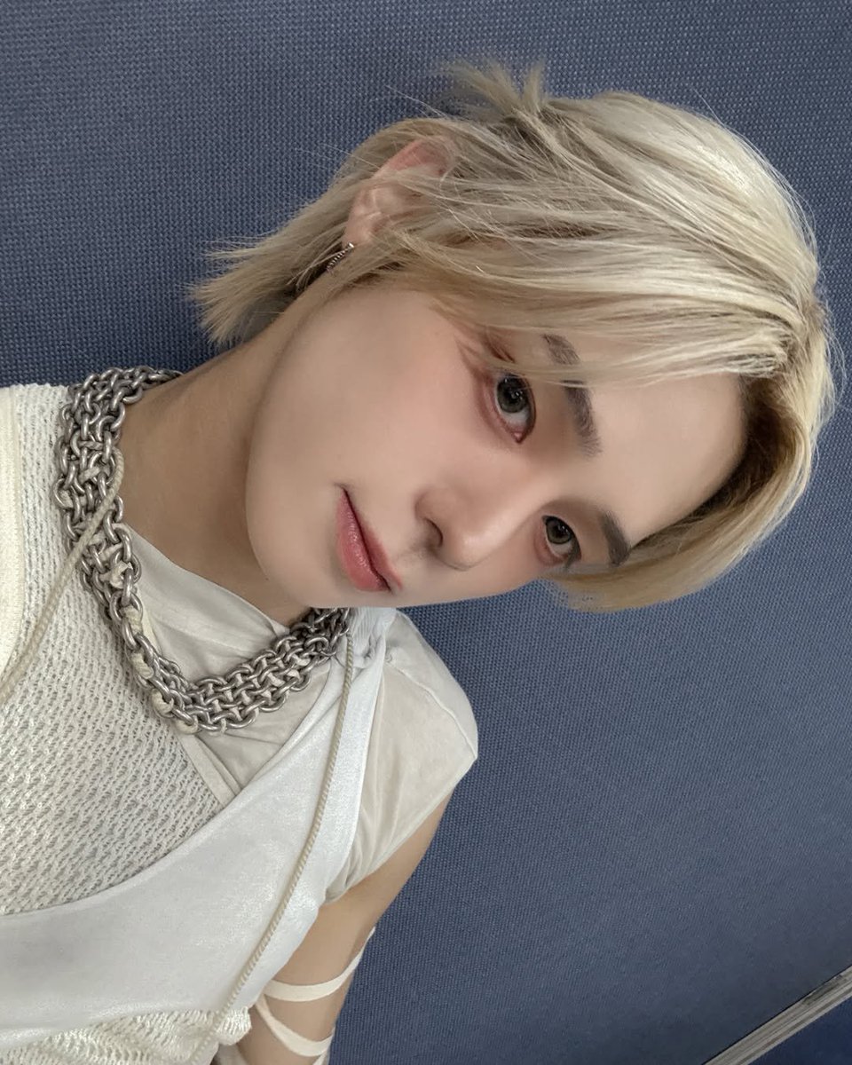 keiking21's tweet photo. @bamgyuuucito @L0VELYBEOMIE He's K. He's the main dancer and performance leader of &amp;Team . Oldest but also the fake maknae 😆 https://t.co/o0zN7UKDSa