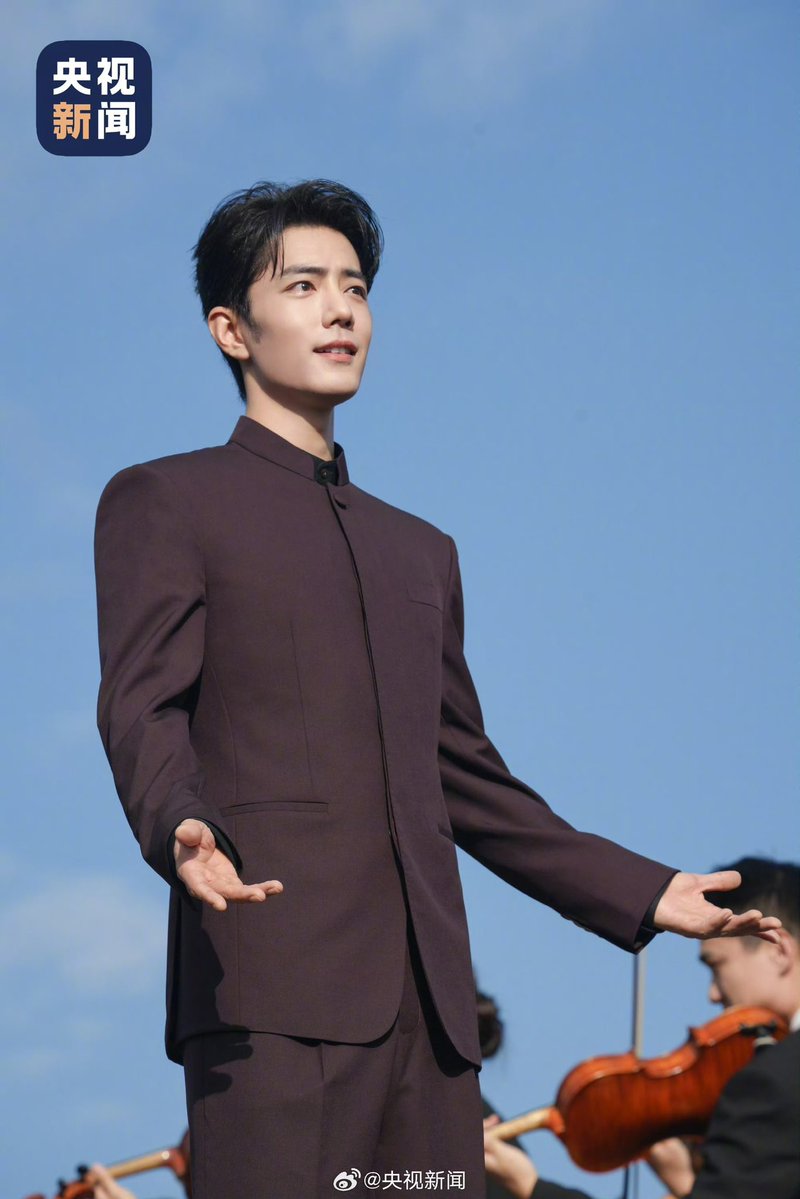 xzmelons's tweet photo. CCTV News (and other major state medias) posted new photos from yesterday #XiaoZhan’s performance in occasion of the National Day CCTV Special Program https://t.co/ahNDZqO91v