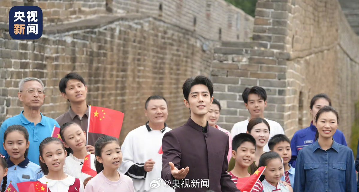 xzmelons's tweet photo. CCTV News (and other major state medias) posted new photos from yesterday #XiaoZhan’s performance in occasion of the National Day CCTV Special Program https://t.co/ahNDZqO91v