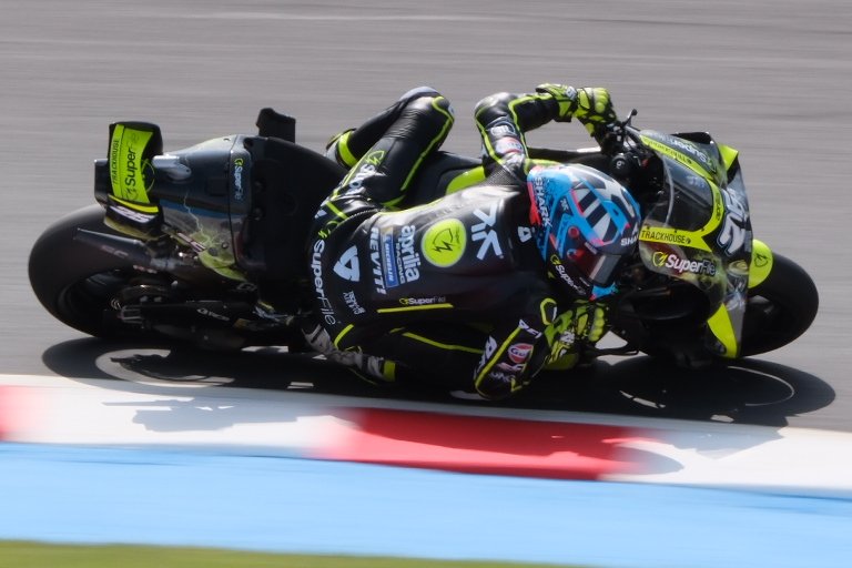 vintage_gc's tweet photo. MotoGP 1日目。がんばれ小椋藍！  #MotoGP_jp https://t.co/rgIeykxsZY