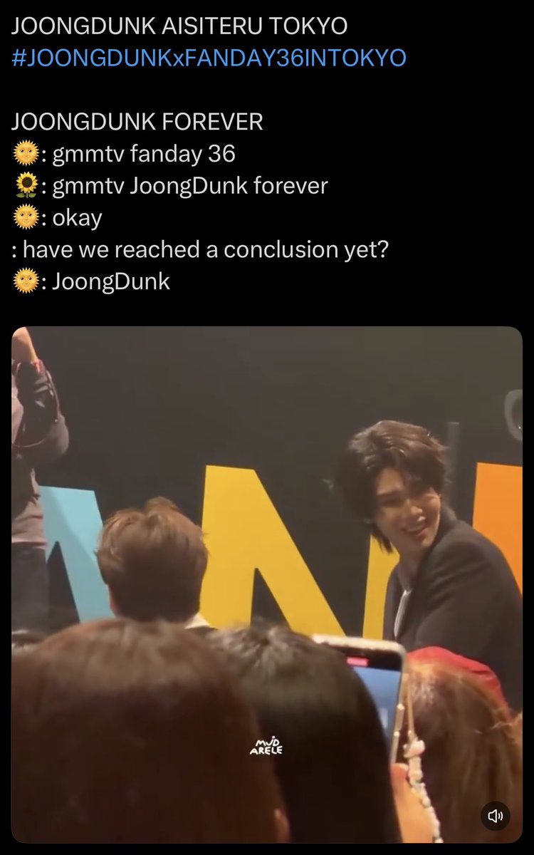bamnieboondin's tweet photo. JOONGDUNK AISITERU TOKYO  #JOONGDUNKxFANDAY36INTOKYO

that’s why that’s why ….. 
when person asked “will you 2 always be together…😭?” and started crying JoongDunk immediately went over to that fan and hugged …. and as Dunk put it “JoongDunk forever” https://t.co/xwTedJnm4g