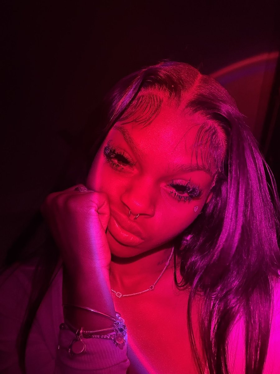 til_nut_35's tweet photo. 3:55am you should be deep asf in this pussy making eye contact with me😩😍 https://t.co/lAPhas2F6X