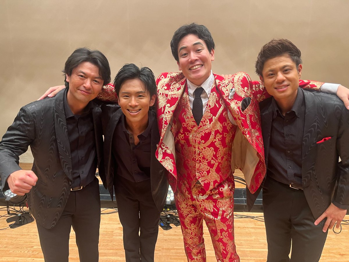 basshirikisha's tweet photo. 東京力車×木村徹二ジョイントコンサート

盛り上げてくれた皆さん、ありがとう👍 https://t.co/KRJS1hHFtE
