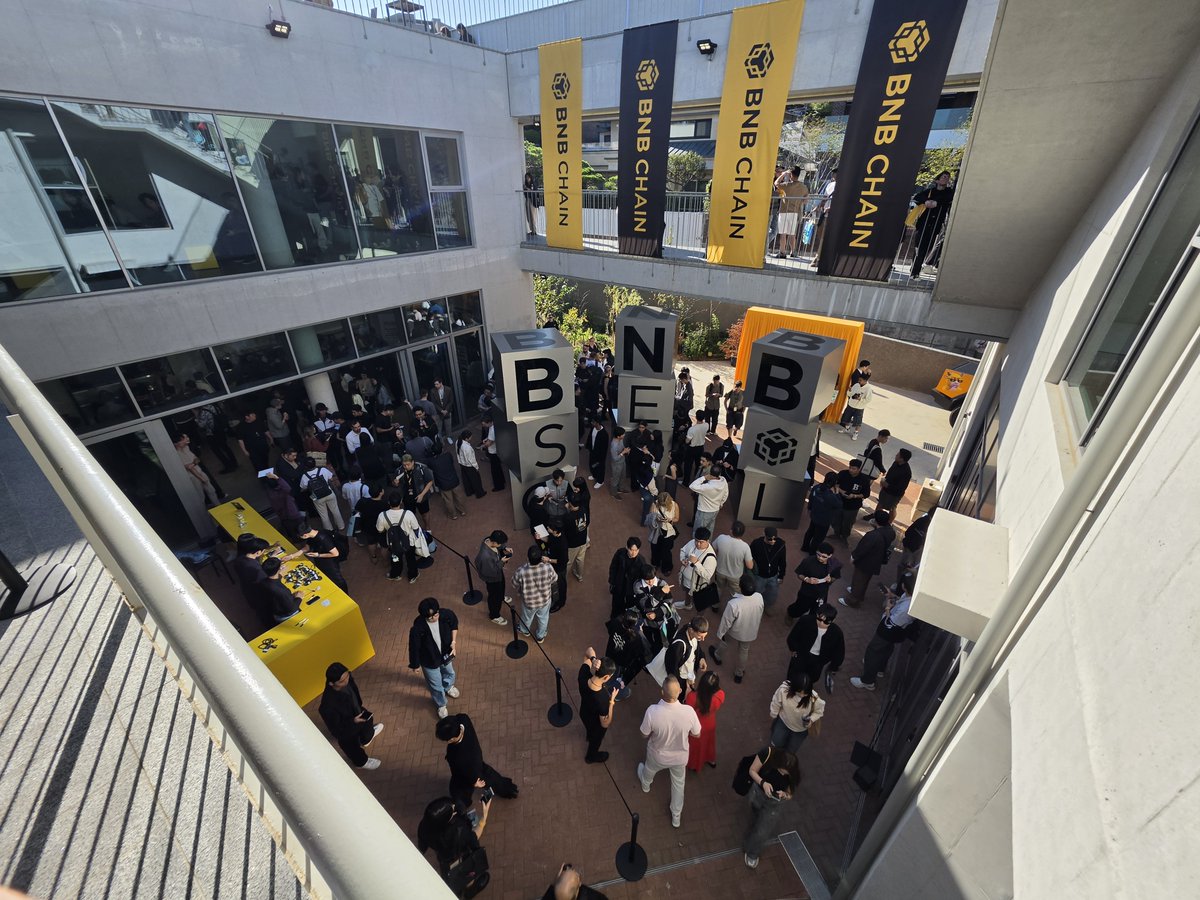 1mblocks's tweet photo. 1M BLOCKS at BNB Seoul 🇰🇷

As part of the BNB Chain ecosystem, it’s great to meet other builders, exchange ideas, and hear what teams across the ecosystem are working on.

Looking forward to what’s next for BNB Chain.

#BNBChain #BNBSeoul https://t.co/JL1EmZg7ks