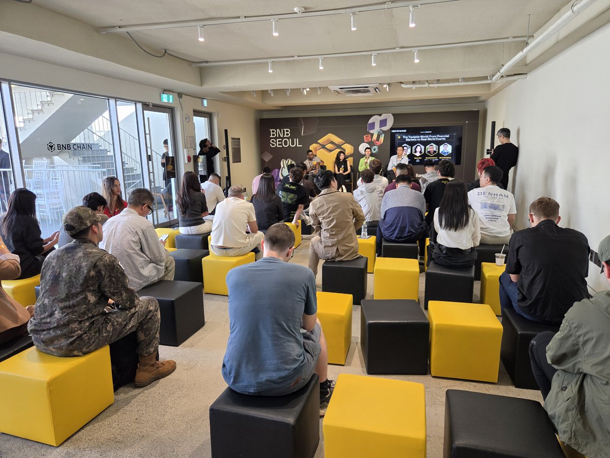 1mblocks's tweet photo. 1M BLOCKS at BNB Seoul 🇰🇷

As part of the BNB Chain ecosystem, it’s great to meet other builders, exchange ideas, and hear what teams across the ecosystem are working on.

Looking forward to what’s next for BNB Chain.

#BNBChain #BNBSeoul https://t.co/JL1EmZg7ks
