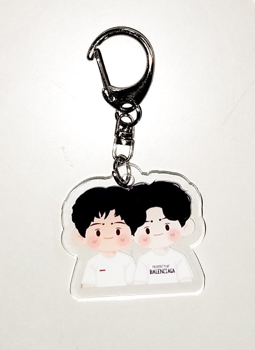 yoonthingz's tweet photo. the clasp is like this pala >< not star, lighter than pic din 🥹 https://t.co/ahXhj6czDj