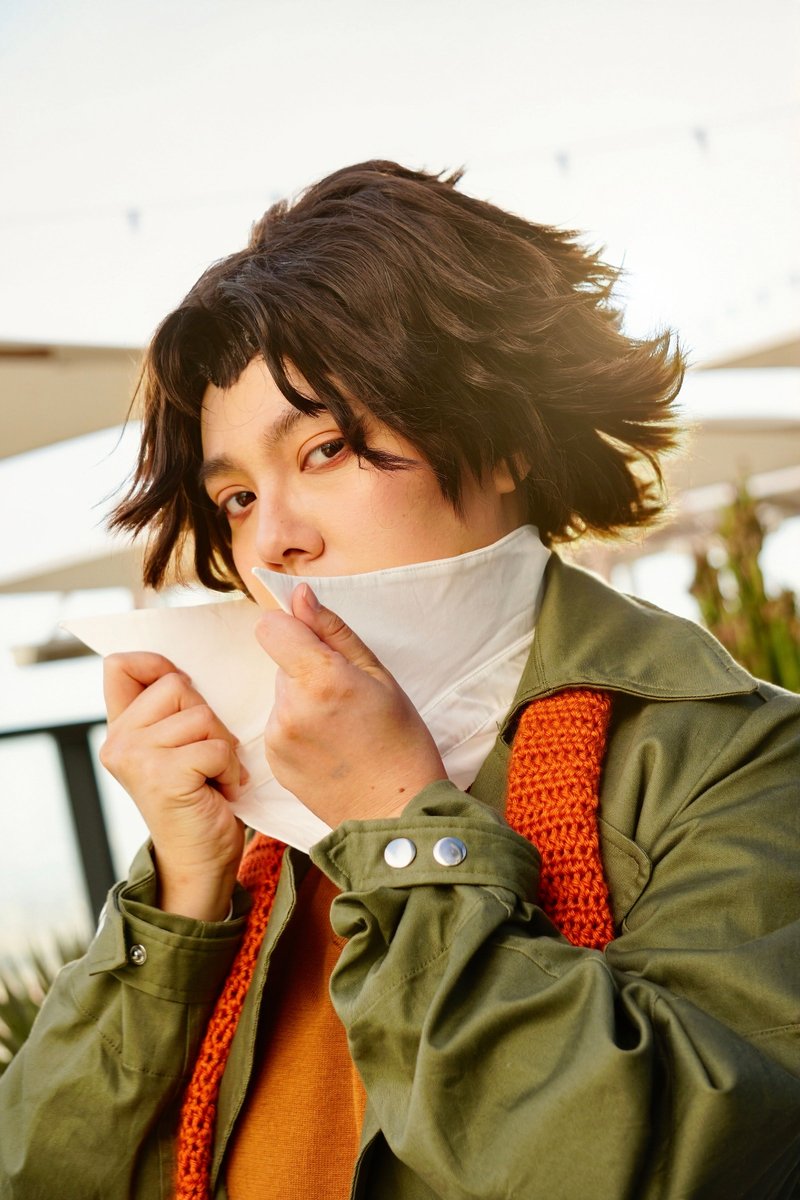 yuriyuja's tweet photo. blah blah I hate my father 😤

I cosplay pocket too! 🐸💼 lowkey love looking like a sickly victorian child

#deadlock #pocket https://t.co/oZjvtnzA9r