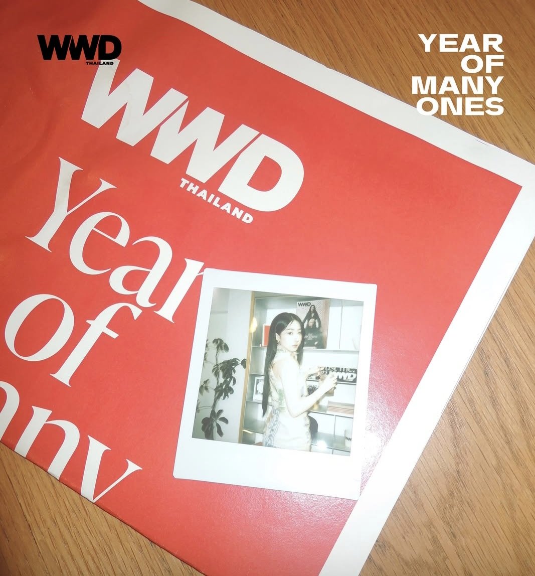 KoonDeexoxo's tweet photo. WWD Thailand presents photos of Yoko - Apasra Lertprasert,  joining in to congratulate and send good wishes to WWD Thailand on its 1st anniversary. 

#WWDThailand
#WWDAnniversary
#YokoApasra https://t.co/eKzZI8w937