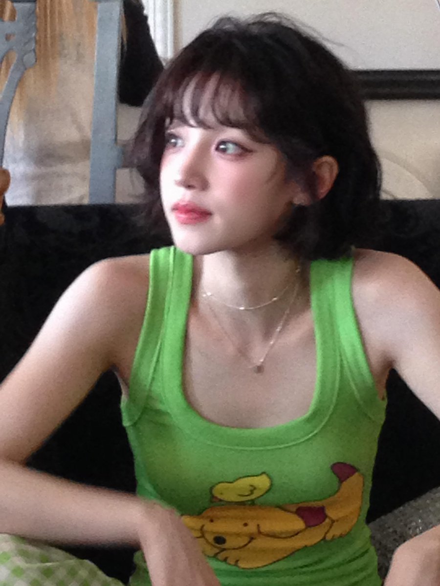 yqlovevuuu23's tweet photo. 귀엽고 훈내 퐁팔하는 여자를 너무 사랑함 https://t.co/hLXOQuzPny