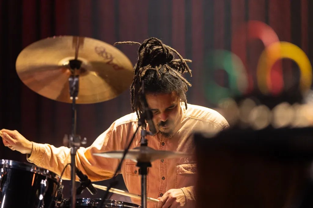 WozaZW's tweet photo. Although African musicians do not take part in the Eurovision Song Contest which takes place in Europe every year, Africa is wholeheartedly behind the concerns in humanitarian crises taking place in Palestine

https://t.co/EdtHNyQJZG https://t.co/5RSPV8bZ1U