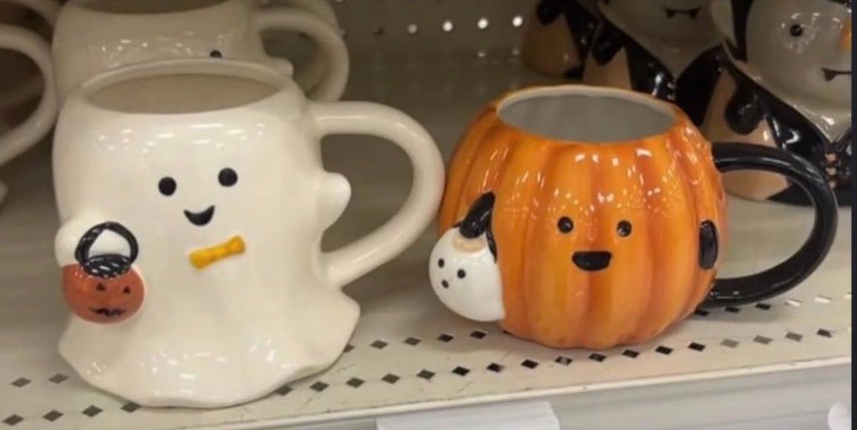 noctivelles's tweet photo. /casually put them on my Halloween list. https://t.co/mCQLpBXvJJ