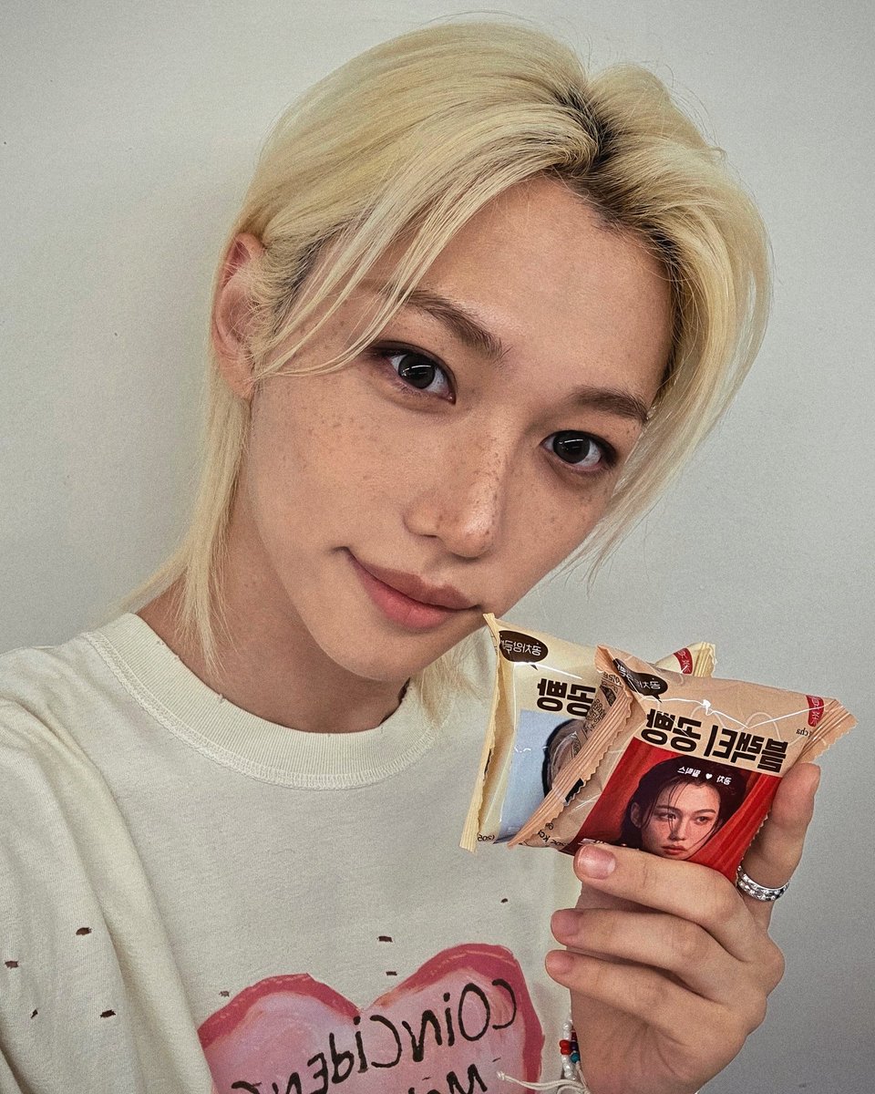 hyunlix_jeongho's tweet photo. โโญ๐๐ช ๐๐๐๏ฟฝ๏ฟฝ ึด เฃช๐ค ๐๐๐
๐นญ #LeeFelix #ADORE #LOVE
#Instagram #Aesthetics #SKZ
#THECUTEST #MY #PERFECT
#Ethereal #Kind #Loving #Lixie
#YouMakeStrayKidsStay ๐นญ https://t.co/uc5SCV8Swc
