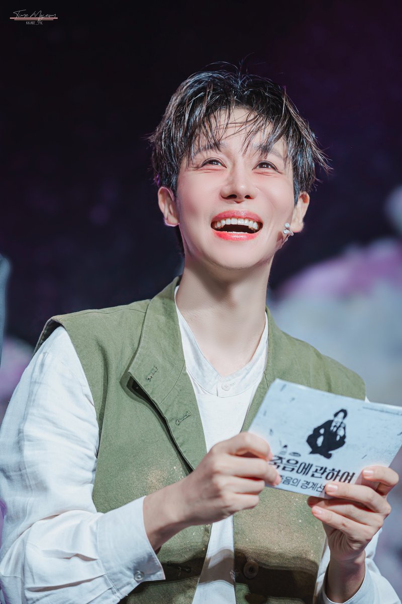 kkare_pic's tweet photo. [260930] 
:: #죽음에관하여 :: 삶과 죽음의 경계선 DAY :: 무대인사   

:: #강찬 배우님 :: 인간 役 https://t.co/oZjerD7wCc