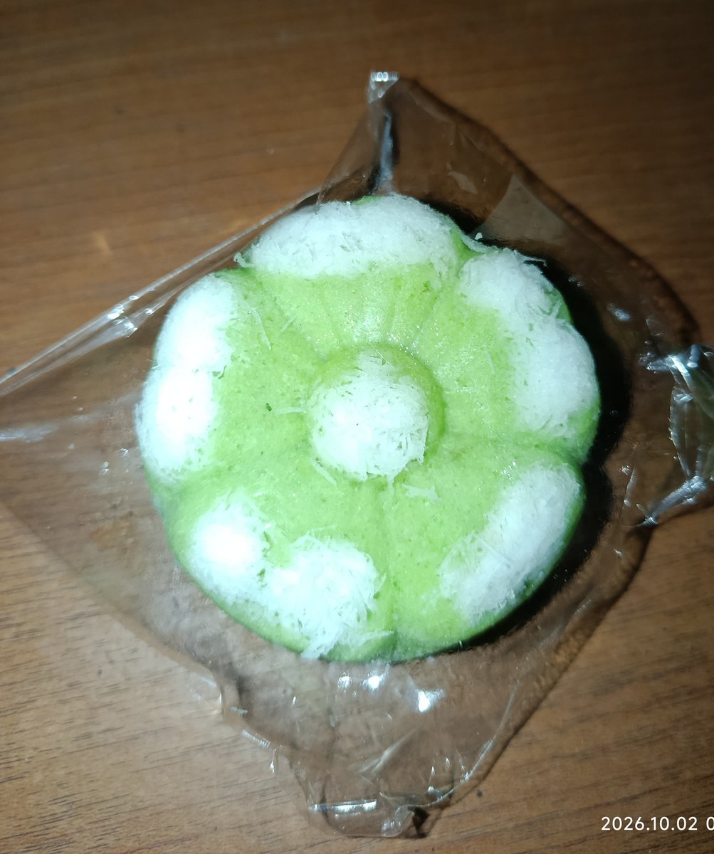 woywayz's tweet photo. Putu Ayu ijo 😋 https://t.co/k8w2xAiza1