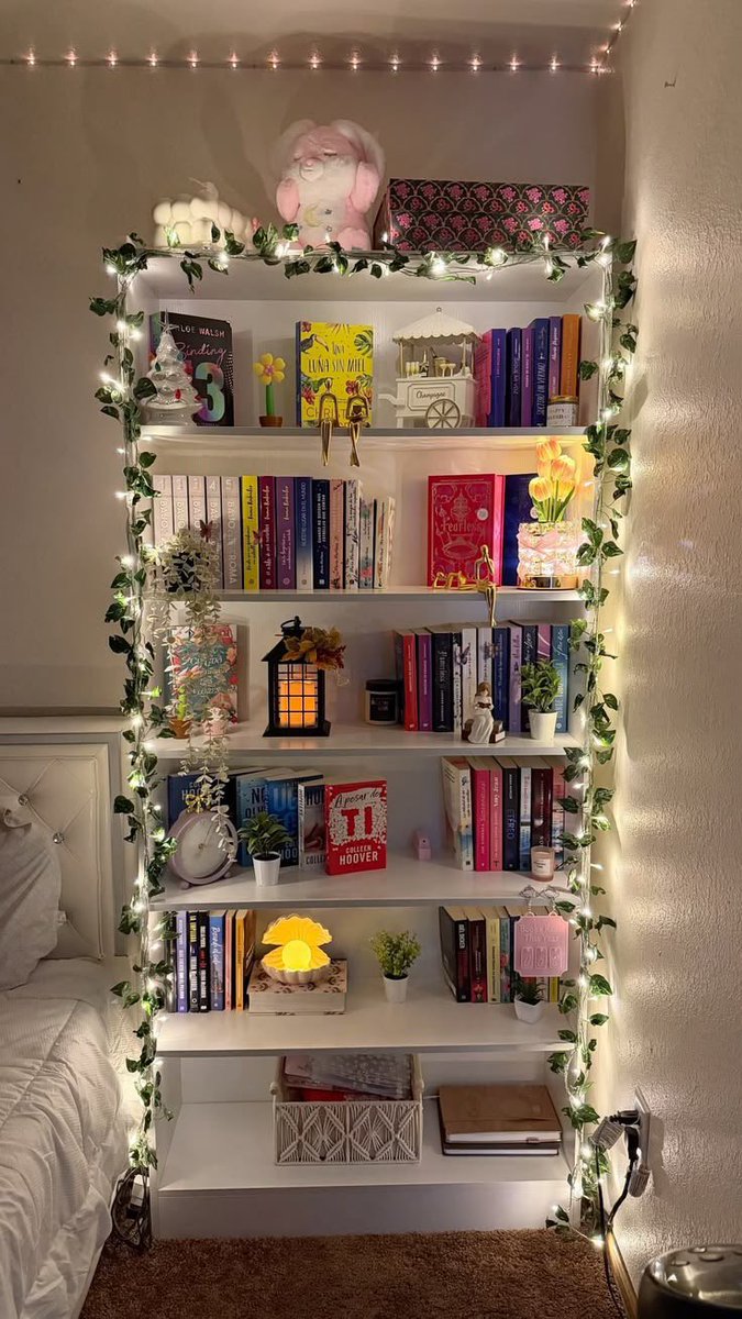 bookslattes's tweet photo. Hobby of the Coolest Daughter https://t.co/HdNBYFUOLs