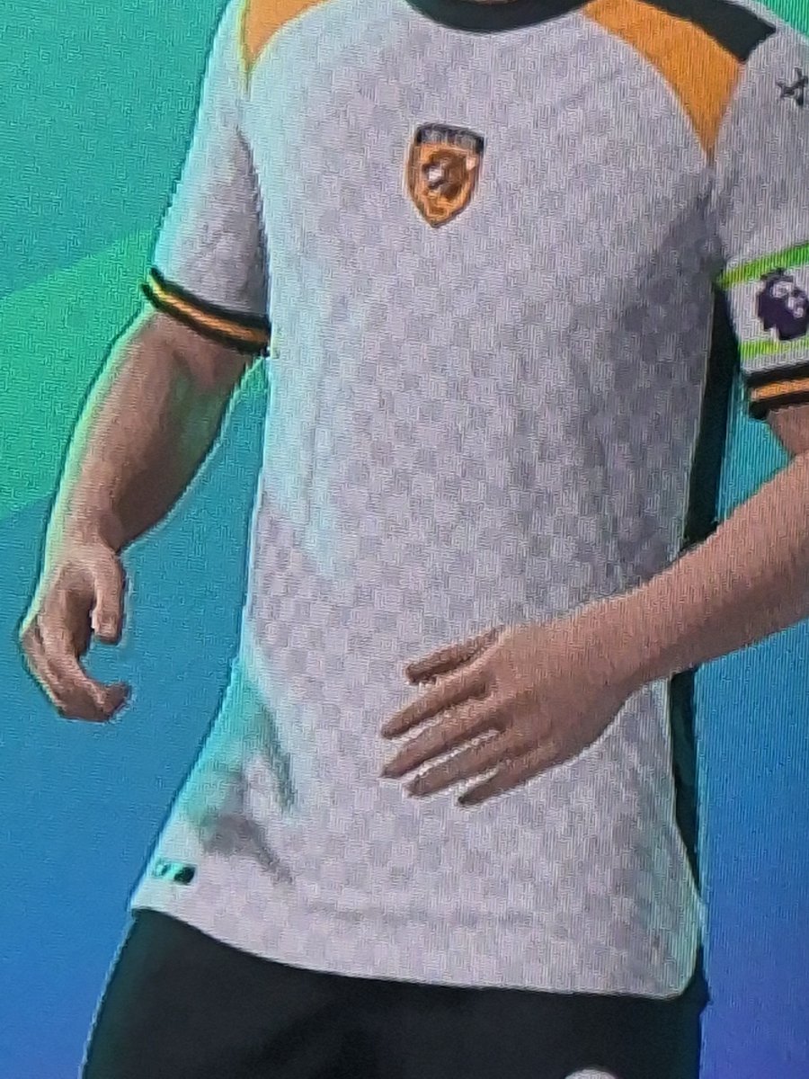 ZachsKitRoom's tweet photo. Few things @EASPORTSFC need to change...

The 3rd kit Hull City shorts have a black and white stripped number when it should just be black...

Also the away shirt have a somewhat checkered pattern with no sponsor...

Come on @EASPORTSFC 🤦‍♂️

#hcafc #utt #FC27 @FC27News_ https://t.co/dTUiS8otJ5
