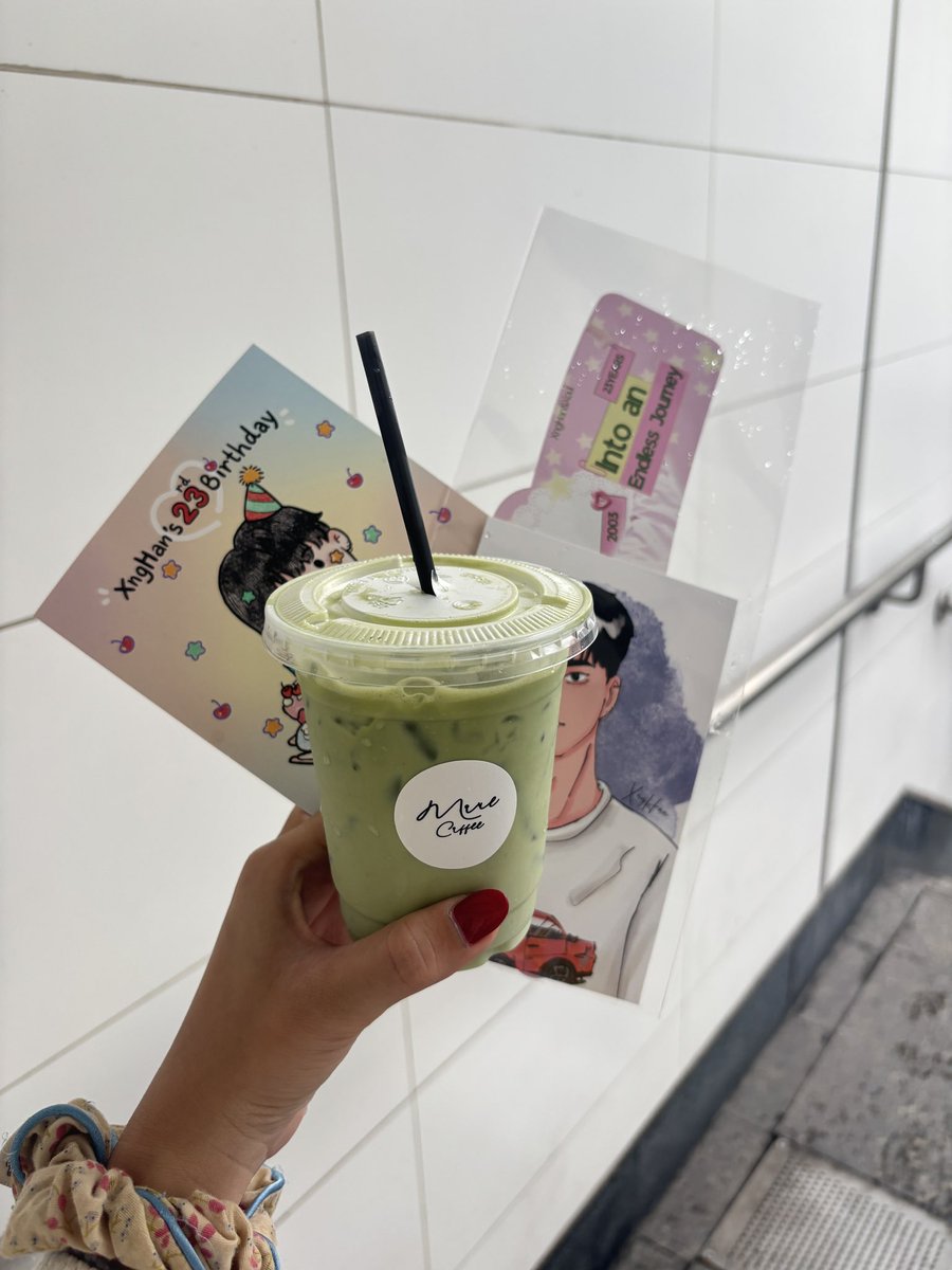 belovedyourly's tweet photo. อาม่ามาหาแล้วนอวน ขอให้เป็นปีที่ดีของอวนน้า พี่ที่ร้านน่ารักมากกกกกกก ชั้นมากับฝนเขาก็คุยดีด้วย 🍀🥺♥️

ปล.ยังเหลือน้า ใครมาแถวนี้แวะมาด้าย
#XngHan23rdLoading https://t.co/N2KBf06GRU